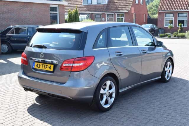 Mercedes-Benz B-Klasse (2012) thumbnail 5