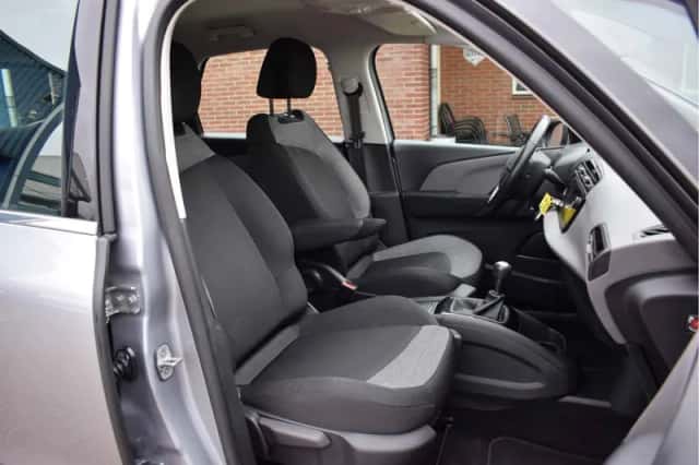 Citroën C4 Picasso (2018) thumbnail 3