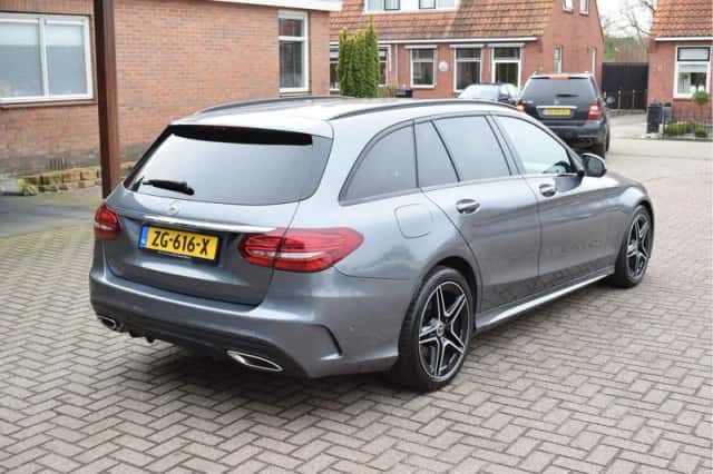 Mercedes-Benz C-Klasse (2019) thumbnail 2