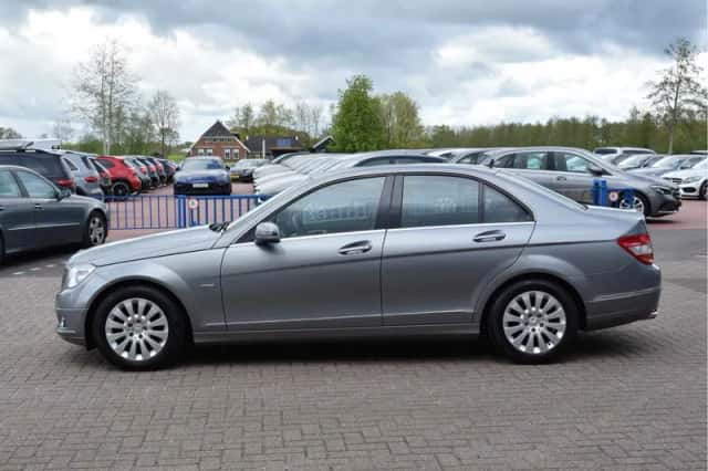 Mercedes-Benz C-Klasse (2011) thumbnail 4