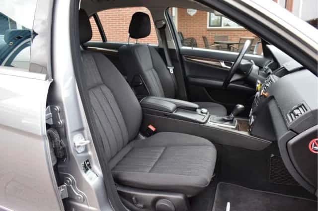 Mercedes-Benz C-Klasse (2011) thumbnail 5