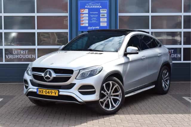 Mercedes-Benz GLE-Klasse (2016) thumbnail 1