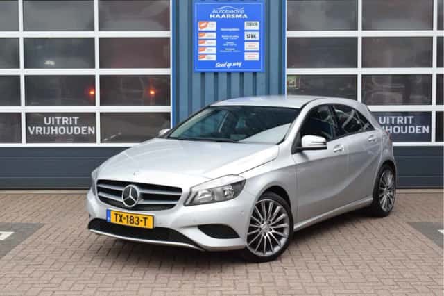 Mercedes-Benz A-Klasse (2015) thumbnail 1