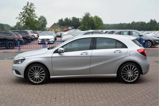 Mercedes-Benz A-Klasse (2015) thumbnail 2