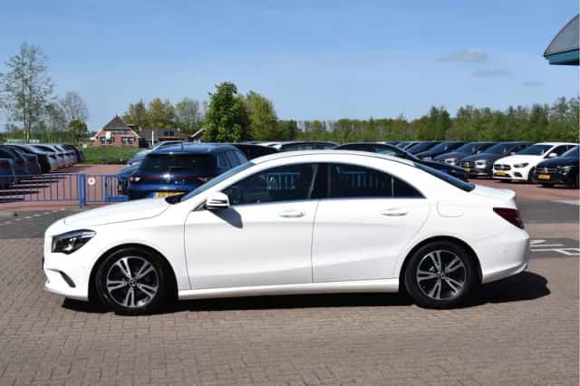 Mercedes-Benz CLA-Klasse (2019) thumbnail 2