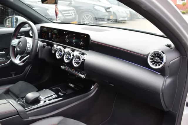 Mercedes-Benz A-Klasse (2022) thumbnail 3