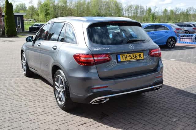 Mercedes-Benz GLC-Klasse (2018) thumbnail 4