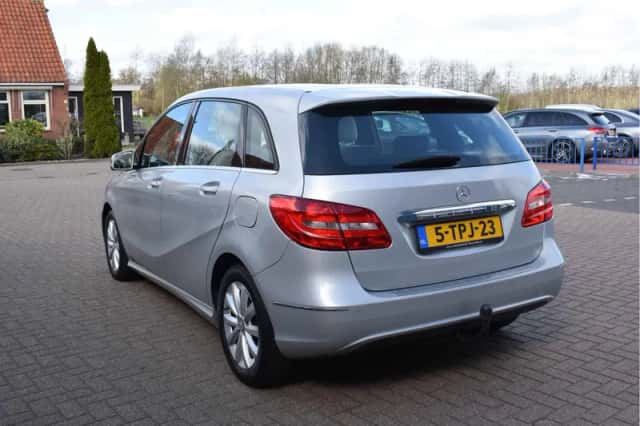 Mercedes-Benz B-Klasse (2013) thumbnail 4