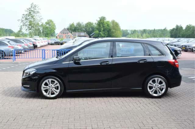 Mercedes-Benz B-Klasse (2016) thumbnail 2
