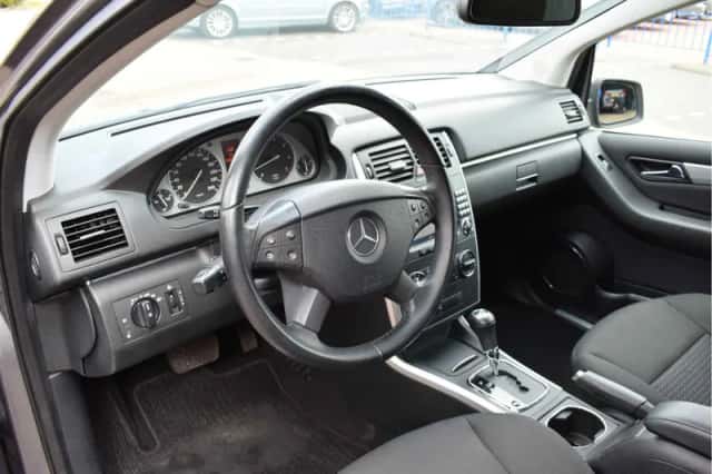 Mercedes-Benz B-Klasse (2009) thumbnail 3