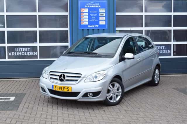 Mercedes-Benz B-Klasse (2011) thumbnail 1
