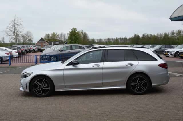 Mercedes-Benz C-Klasse (2019) thumbnail 2