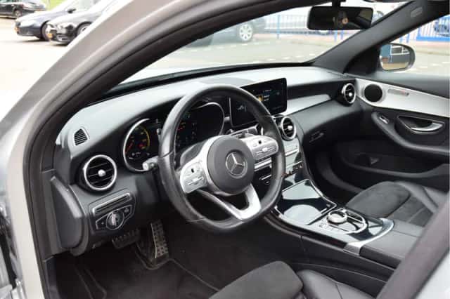 Mercedes-Benz C-Klasse (2019) thumbnail 4