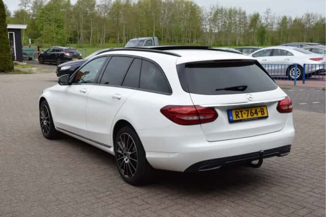 Mercedes-Benz C-Klasse (2018) thumbnail 3
