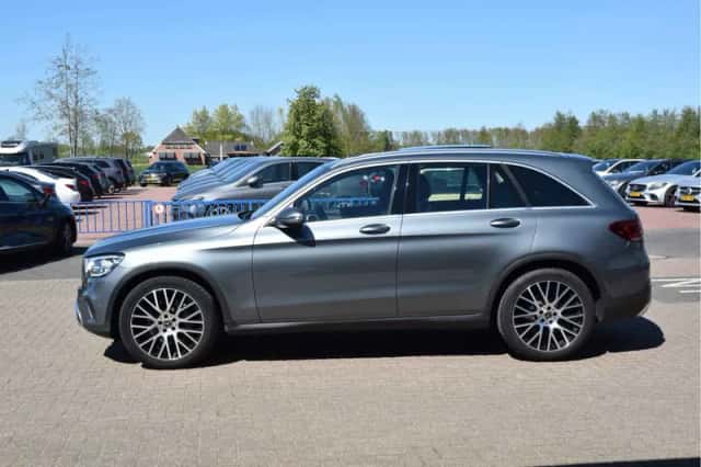 Mercedes-Benz GLC-Klasse (2019) thumbnail 2