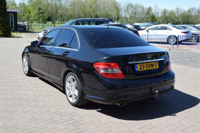 Mercedes-Benz C-Klasse (2010) thumbnail 3