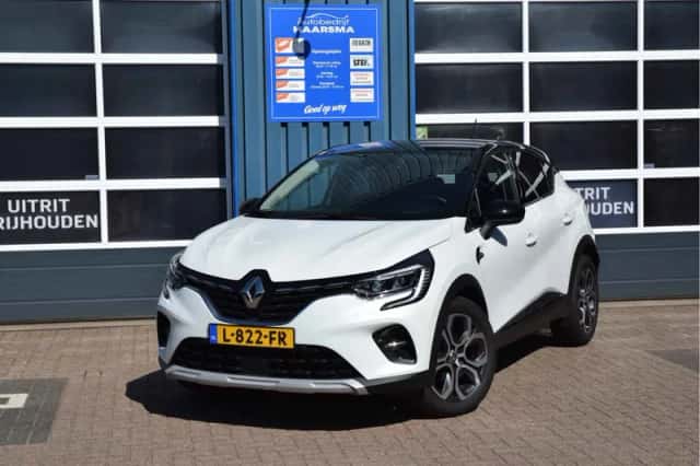 Renault Captur (2021) thumbnail 1