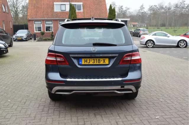 Mercedes-Benz M-Klasse (2014) thumbnail 4
