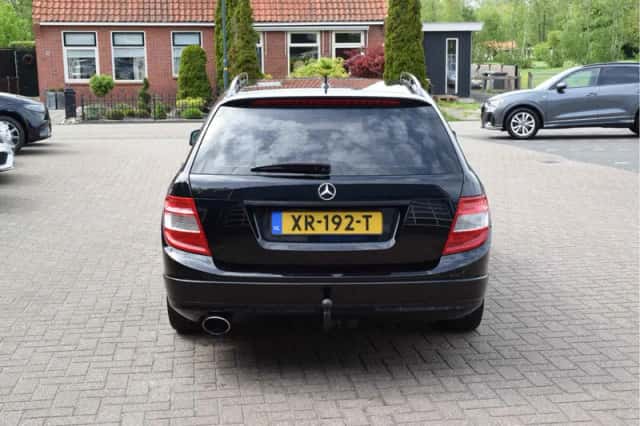 Mercedes-Benz C-Klasse (2010) thumbnail 5