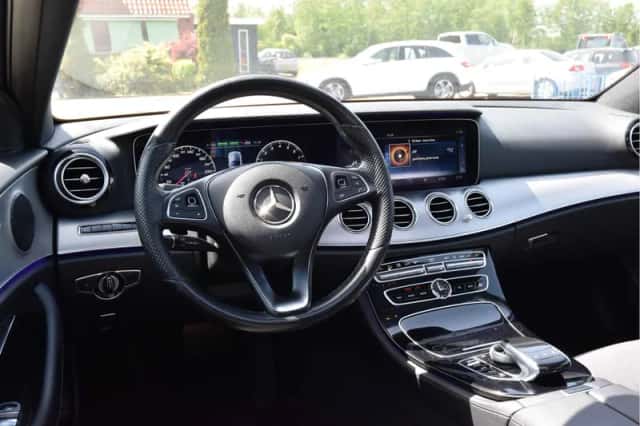 Mercedes-Benz E-Klasse (2016) thumbnail 5