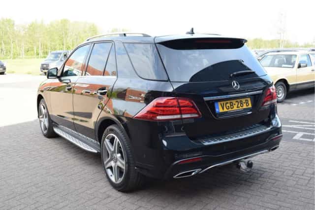 Mercedes-Benz GLE-Klasse (2015) thumbnail 3