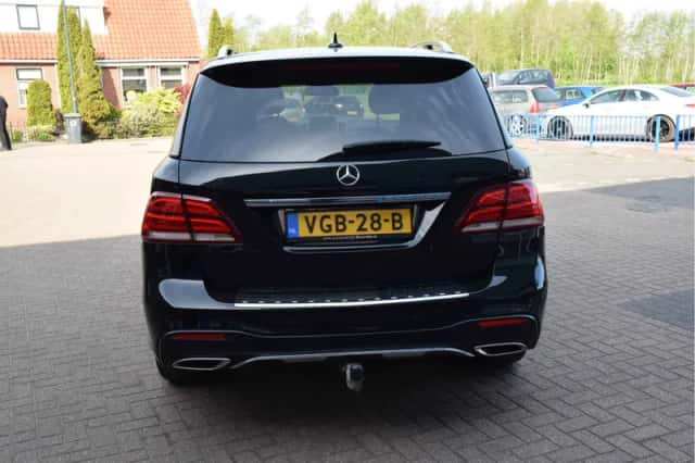 Mercedes-Benz GLE-Klasse (2015) thumbnail 5