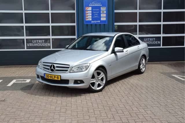 Mercedes-Benz C-Klasse (2009) thumbnail 1
