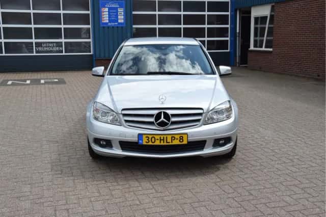 Mercedes-Benz C-Klasse (2009) thumbnail 2
