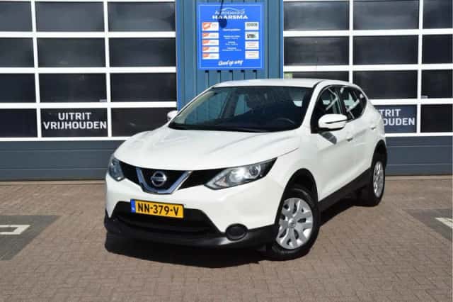 Nissan Qashqai (2017) thumbnail 1