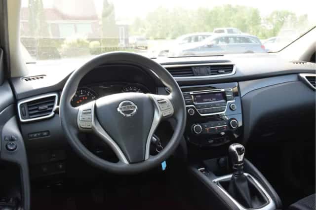 Nissan Qashqai (2017) thumbnail 6