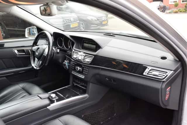 Mercedes-Benz E-Klasse (2013) thumbnail 6