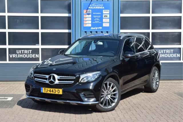 Mercedes-Benz GLC-Klasse (2018) thumbnail 1