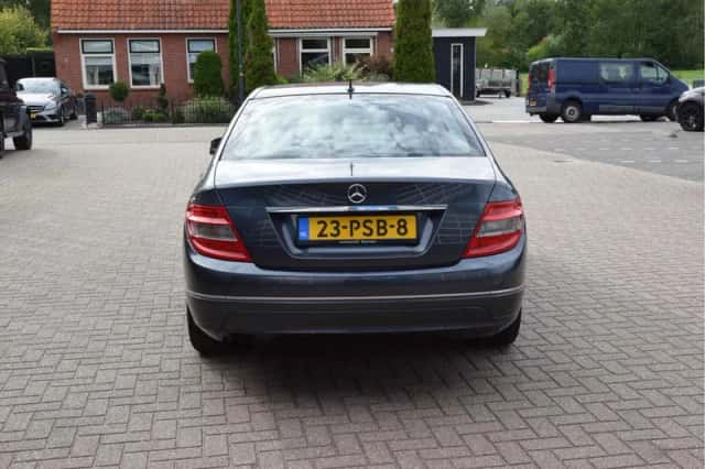 Mercedes-Benz C-Klasse (2011) thumbnail 5