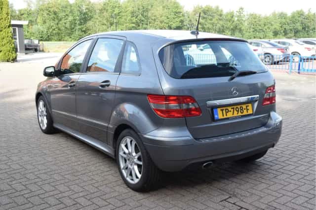Mercedes-Benz B-Klasse (2010) thumbnail 3