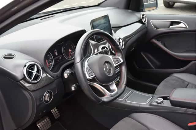 Mercedes-Benz B-Klasse (2016) thumbnail 4