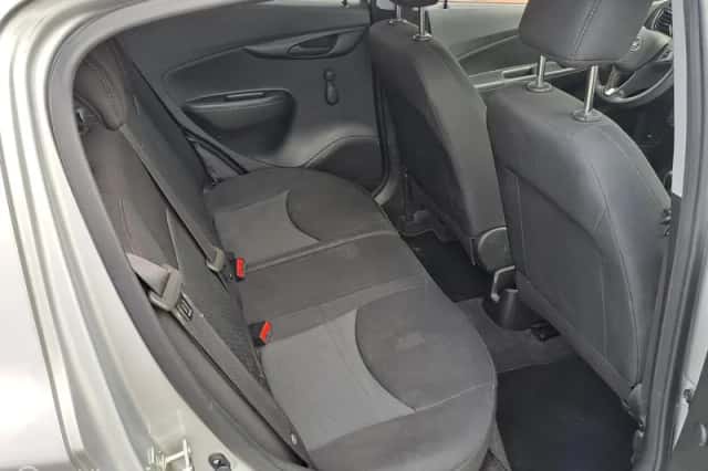 Opel Karl (2018) thumbnail 6