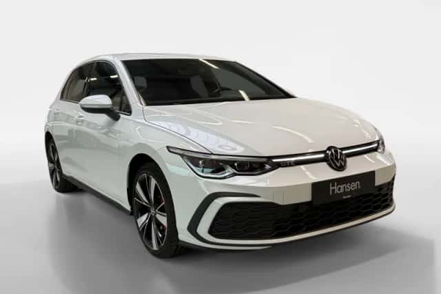 Volkswagen Golf (2022) thumbnail 5