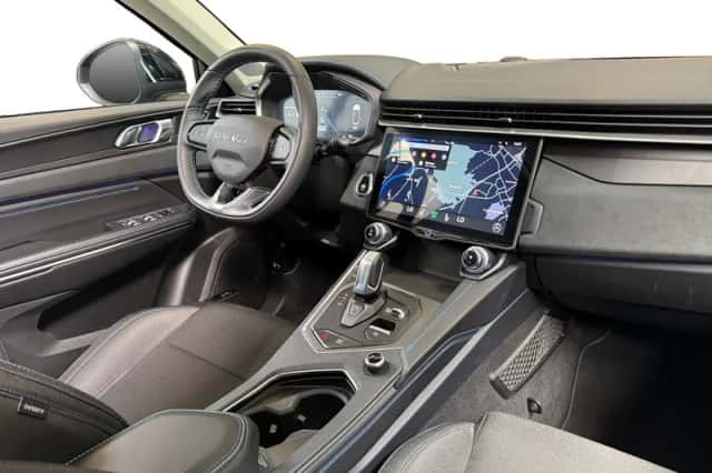 Lynk & Co 01 (2023) thumbnail 4