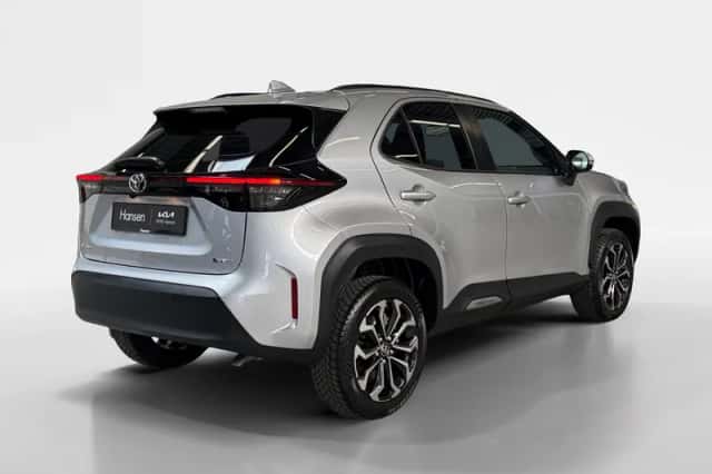 Toyota Yaris Cross (2025) thumbnail 2
