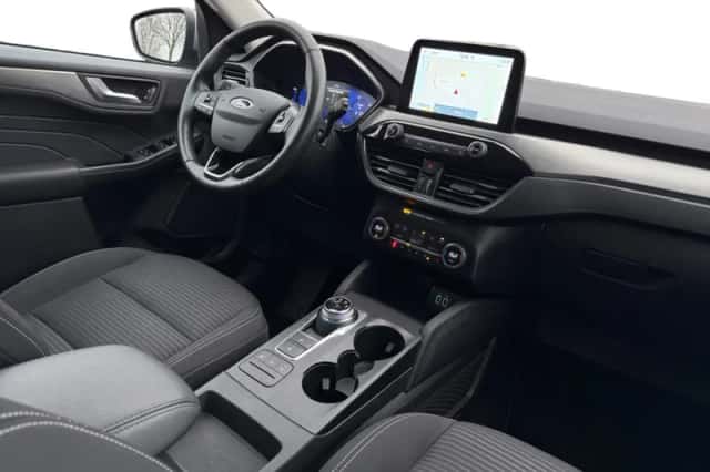 Ford Kuga (2022) thumbnail 4