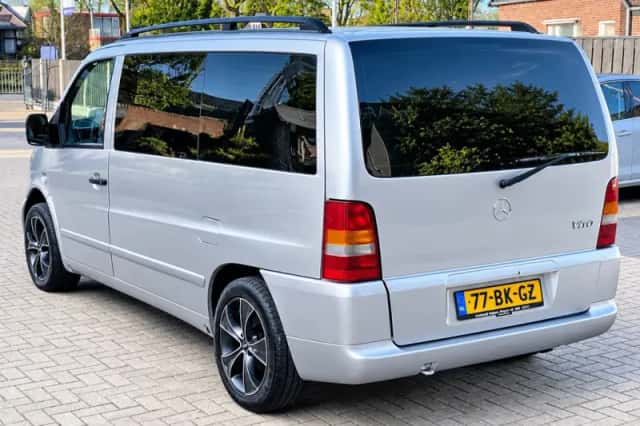 Mercedes-Benz Vito (2004) thumbnail 2