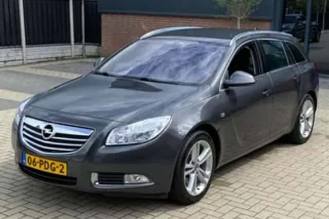 Opel Insignia (2011) thumbnail 1