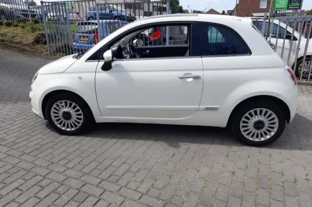 Fiat 500 (2011) thumbnail 2