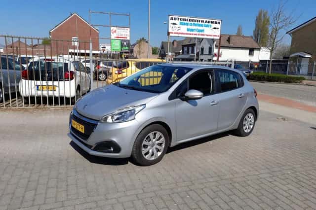 Peugeot 208 (2017) thumbnail 1