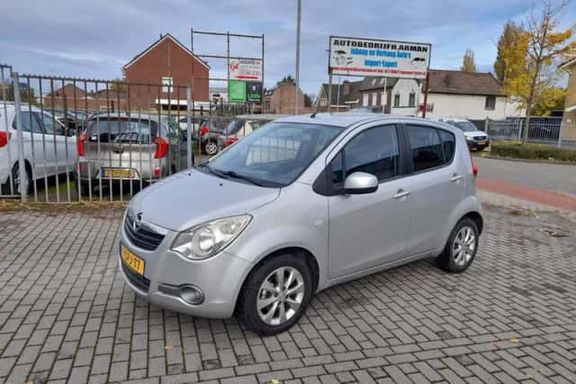Opel Agila (2013) thumbnail 1