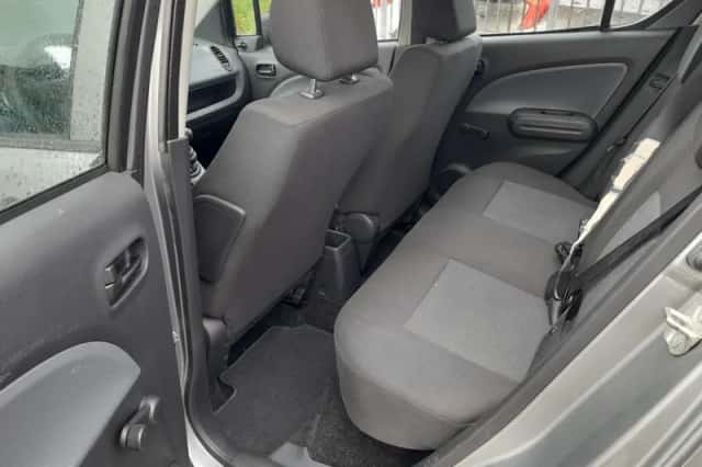 Opel Agila (2011) thumbnail 4