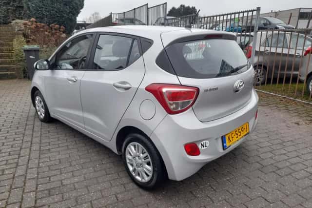 Hyundai i10 (2016) thumbnail 5