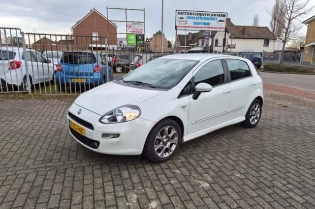 Fiat Punto Evo (2015) thumbnail 1