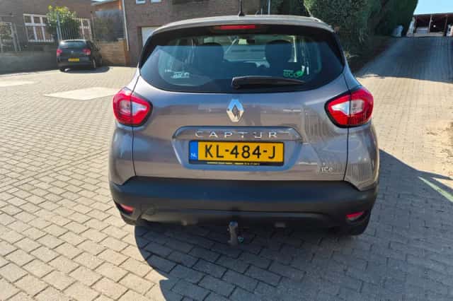 Renault Captur (2013) thumbnail 6