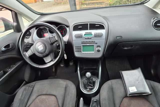 SEAT Altea XL (2007) thumbnail 2